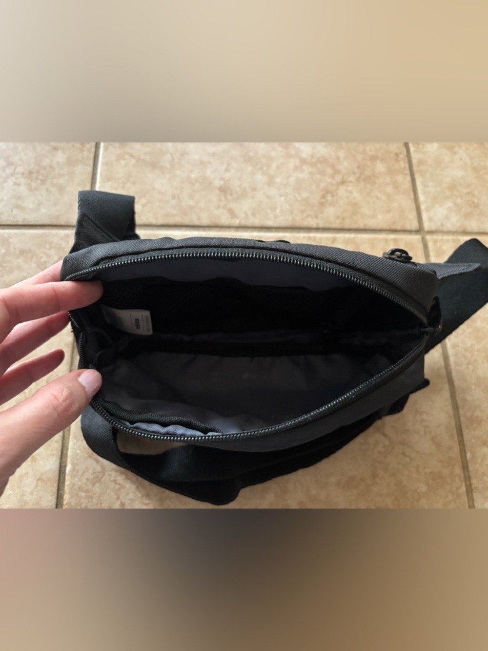 Gently Used - Adidas Must Have 2 Fanny Pack Waist Belt Crossbody - Black - Picture 4 of 6